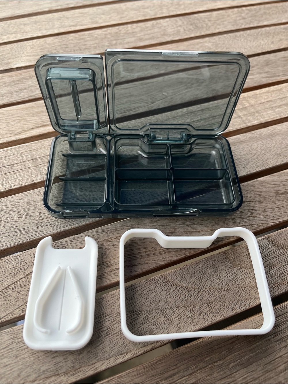 Pill Cutter/Storage - Picture 3 of 6